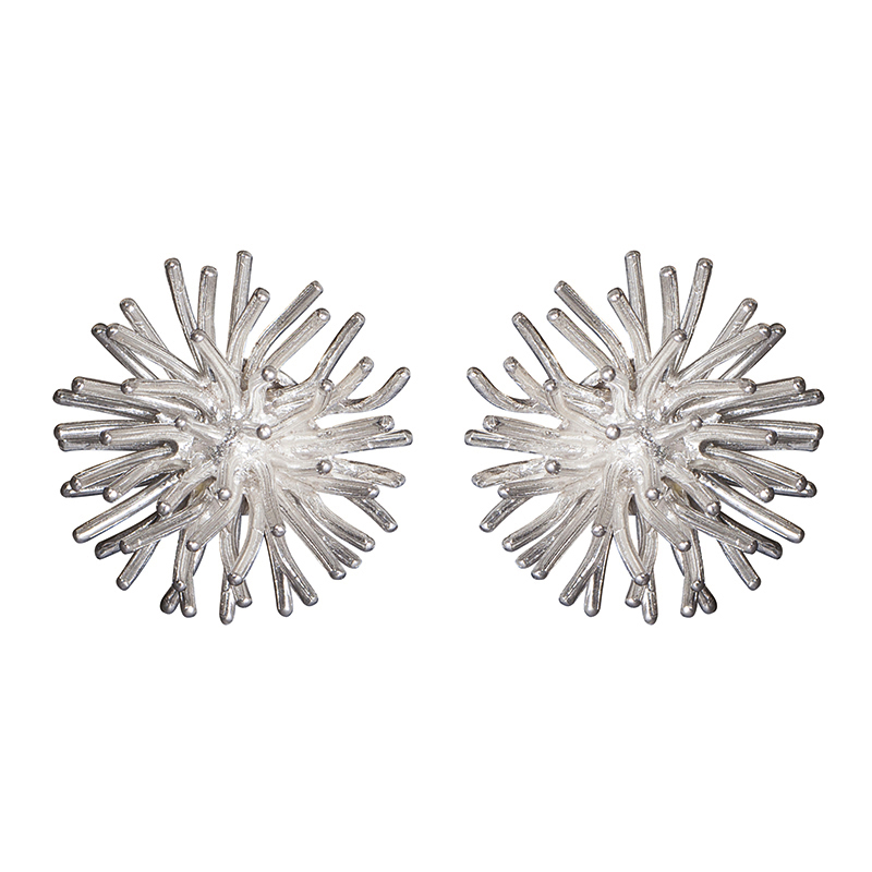 product Pompon stud earrings silver