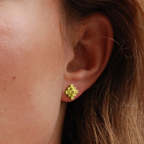 product Andes Cross stud earrings gold